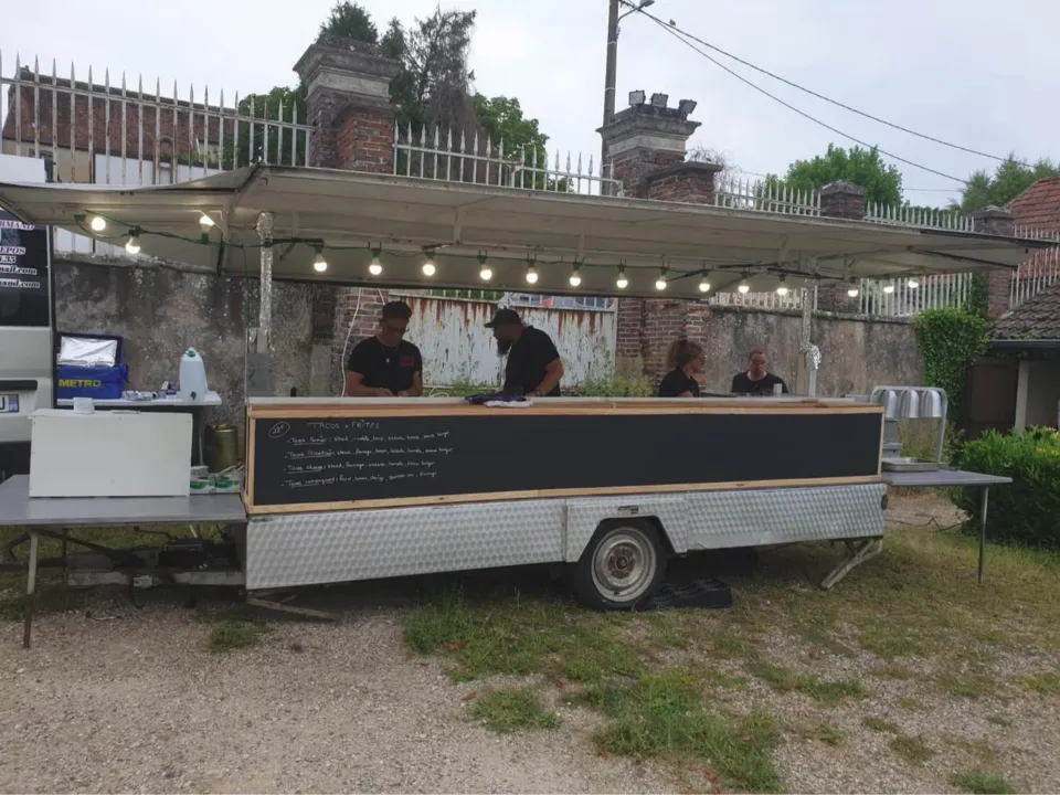 Au traiteur Gourmand