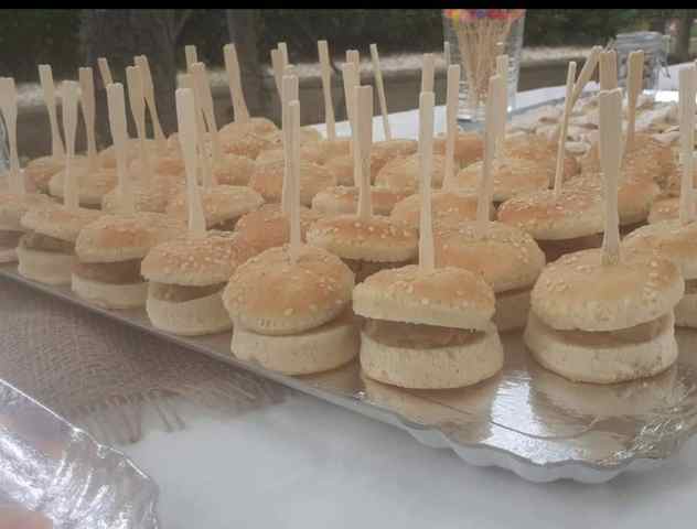 Au traiteur Gourmand