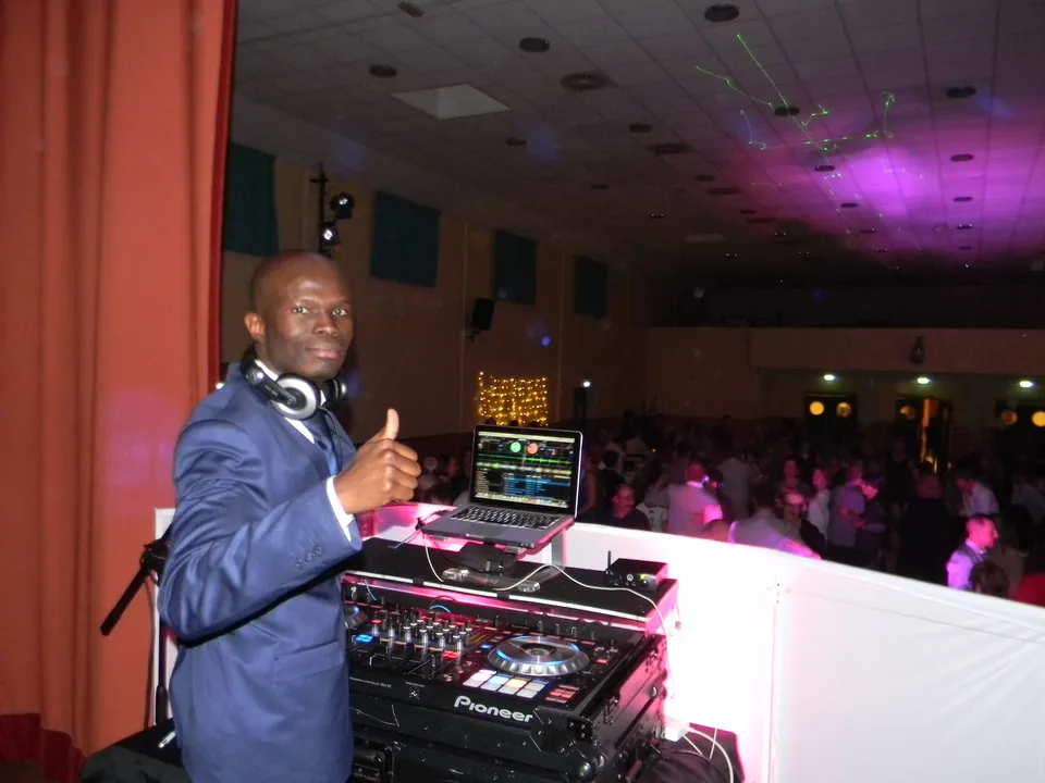 DOUBLE H SONORISATION