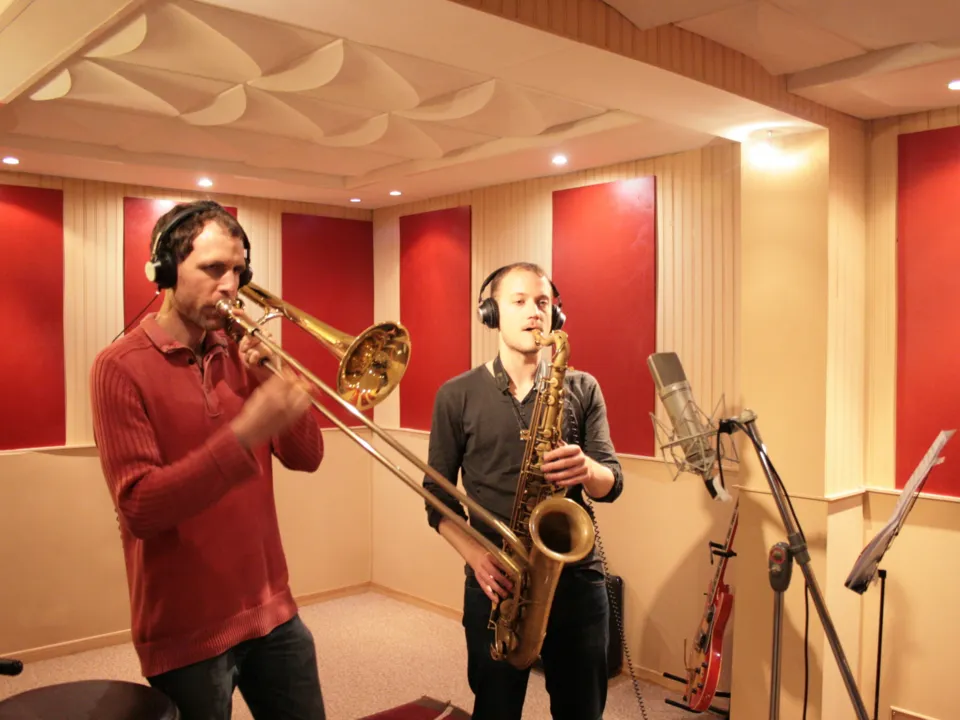 STUDIO ACOUZIK