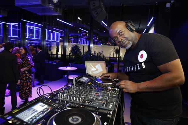ARTMANN DJ