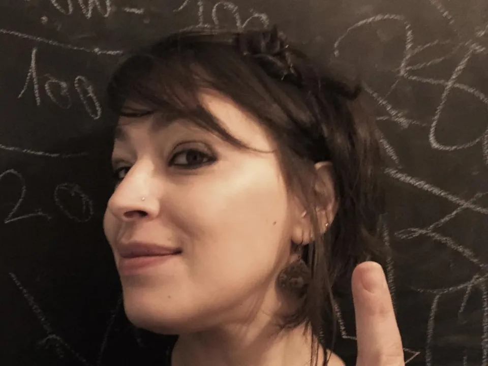 VIKI KEFALEA