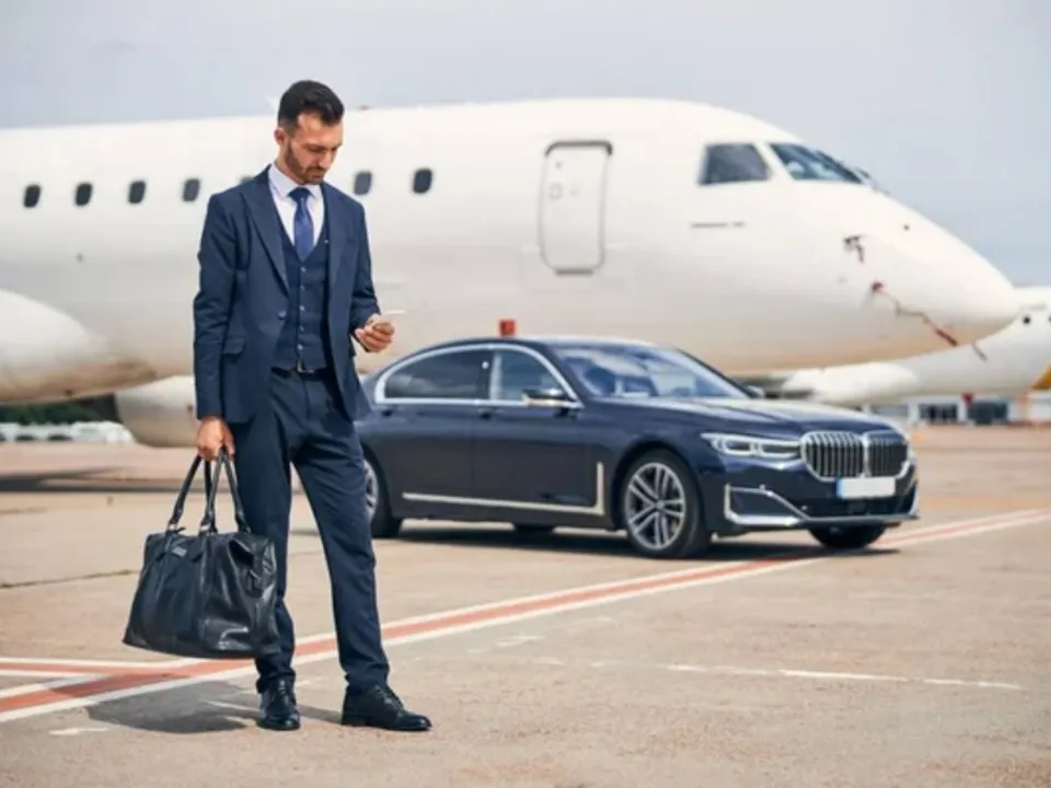 ASTON TRAVEL COMOAGNY 