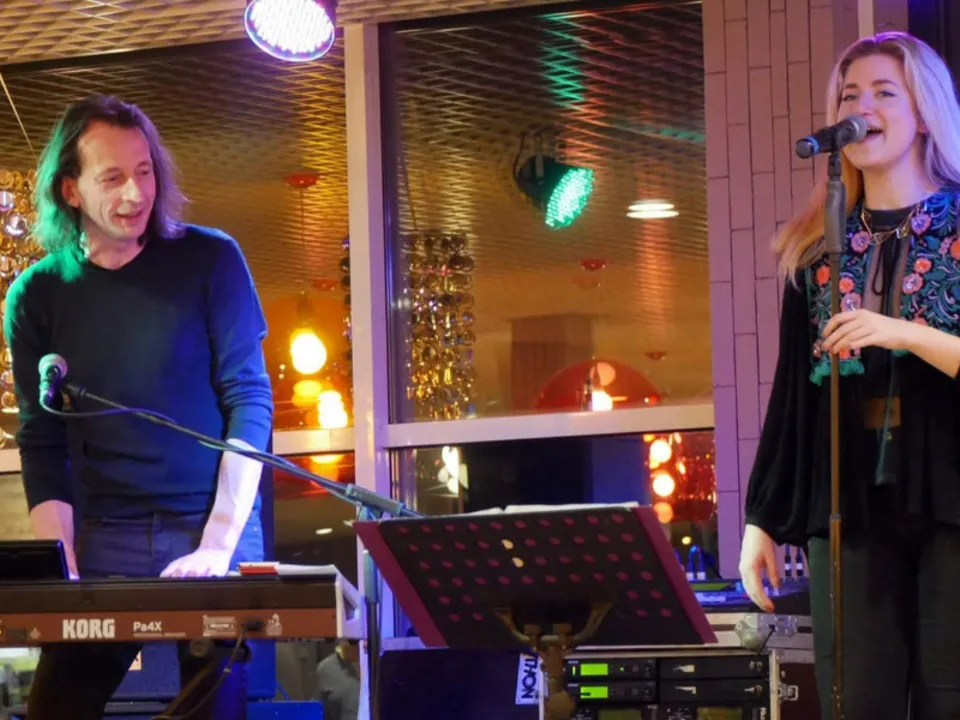 ORCHESTRE ETINCELLES: GROUPE DISSOUS