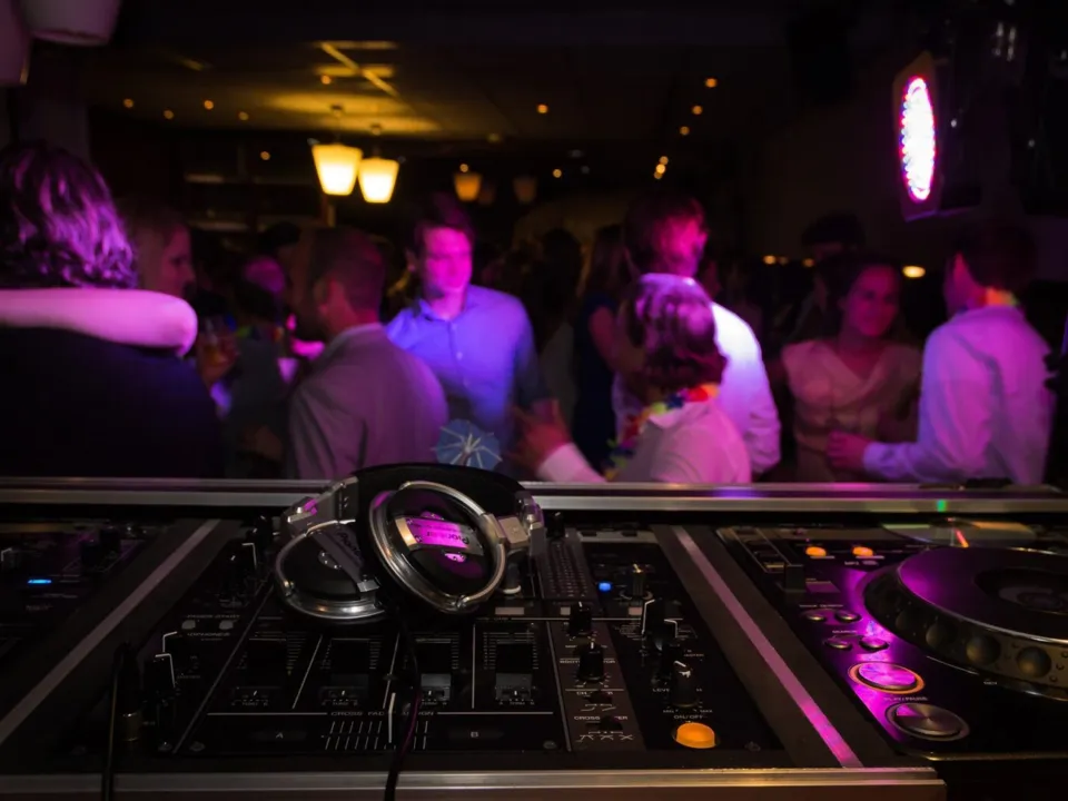 ANIMATION AMBIANCE-DISCO