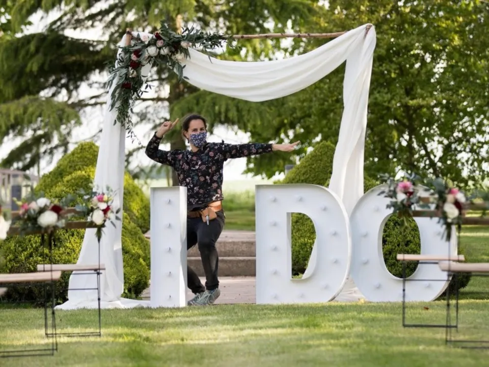 SARAH FARSY SCÉNOGRAPHIE