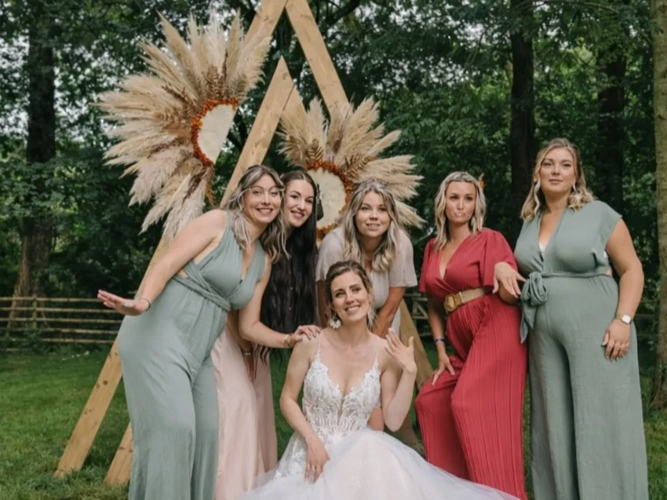 L'ÉCLATANTE ROULOTTE BOTANIQUE