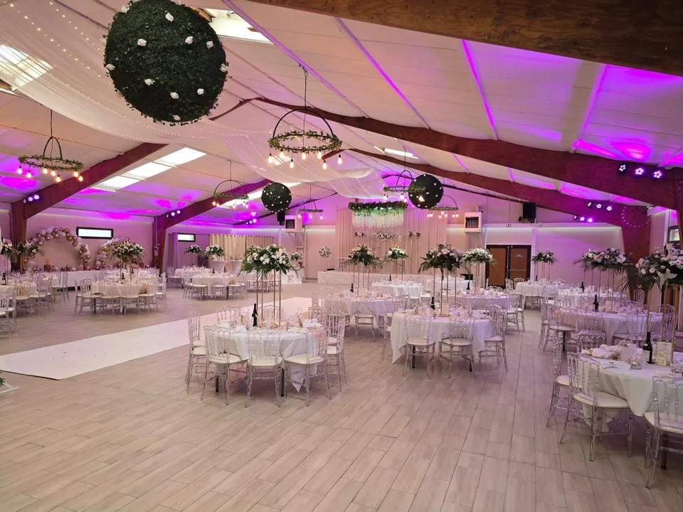 LE CHALET 77