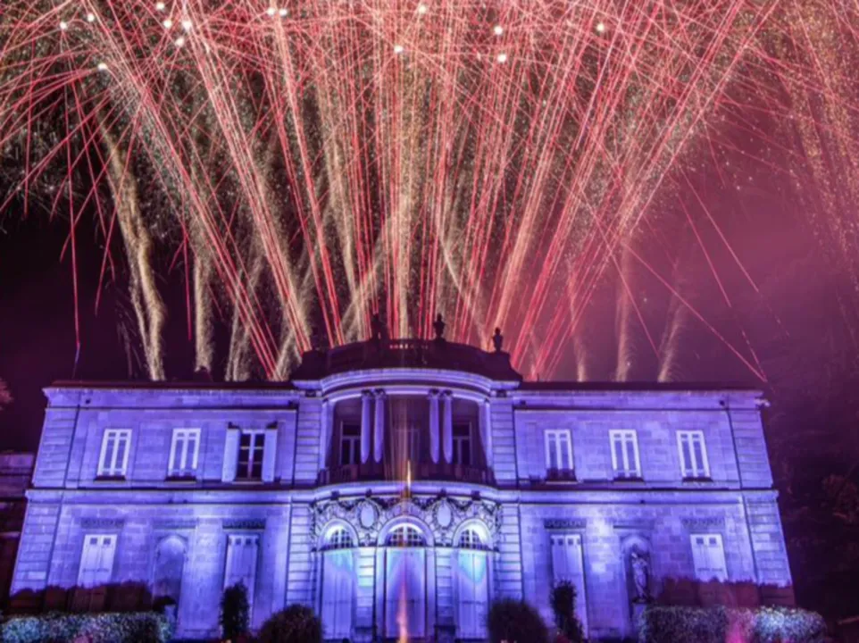 CARAT PYROTECHNIE - FEU D'ARTIFICE