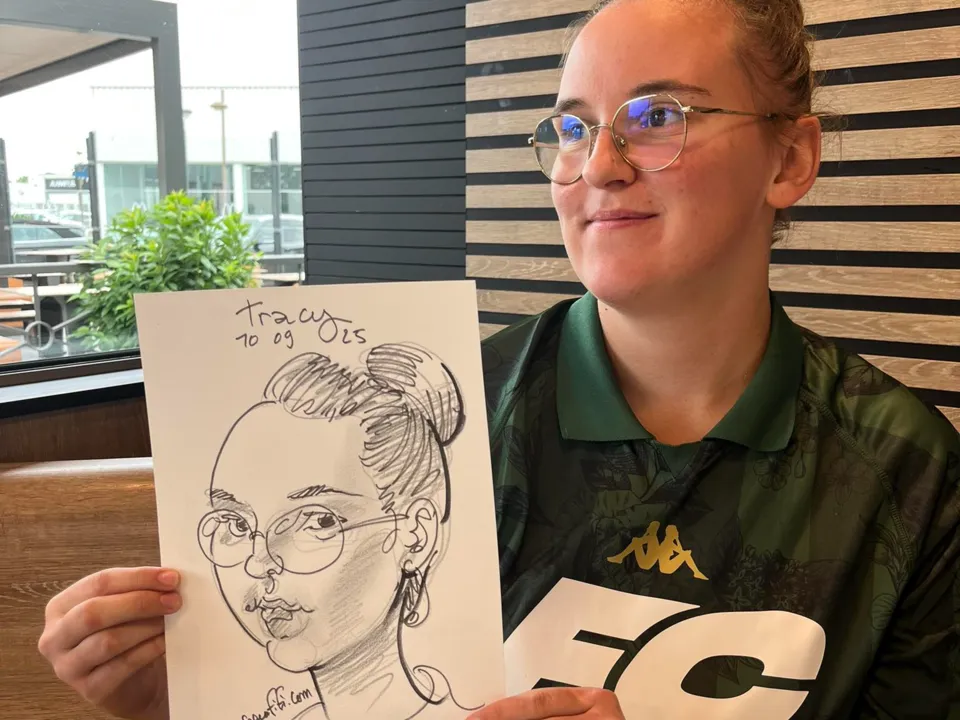 MONSIEUR FIFI PORTRAIT ET CARICATURE