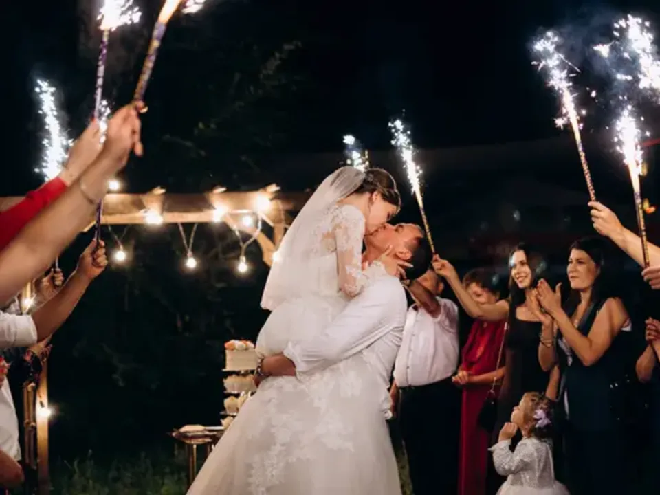 V3L - VAL DE LOIRE LASERS ET LUMIÈRES