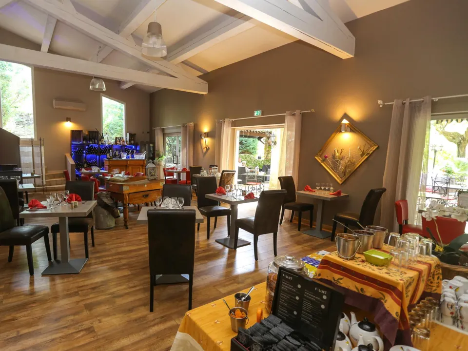 LE PETIT MAS DE MARIE