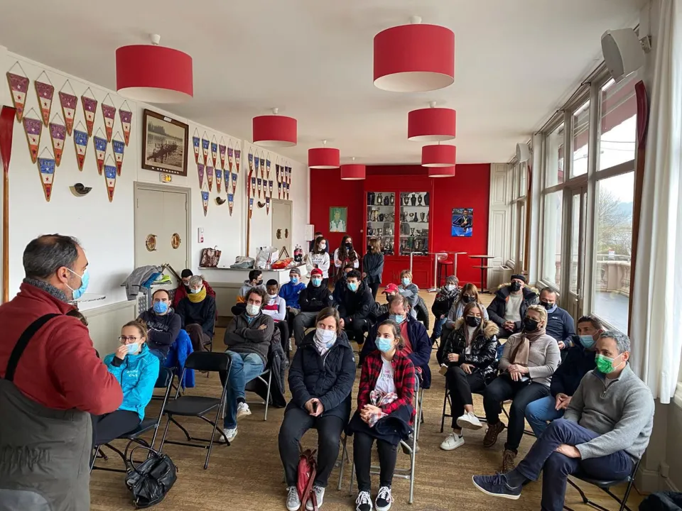 AVIRON UNION NAUTIQUE DE LYON