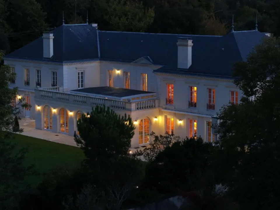 CHÂTEAU MALARTIC-LAGRAVIÈRE