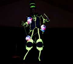 DIABOLO SHOW - PRIAM PIERRET