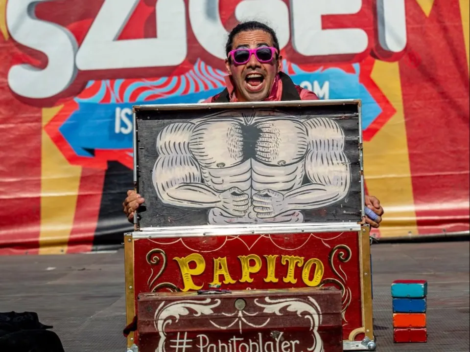 CIE. PAPITO