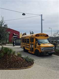 School bus 524