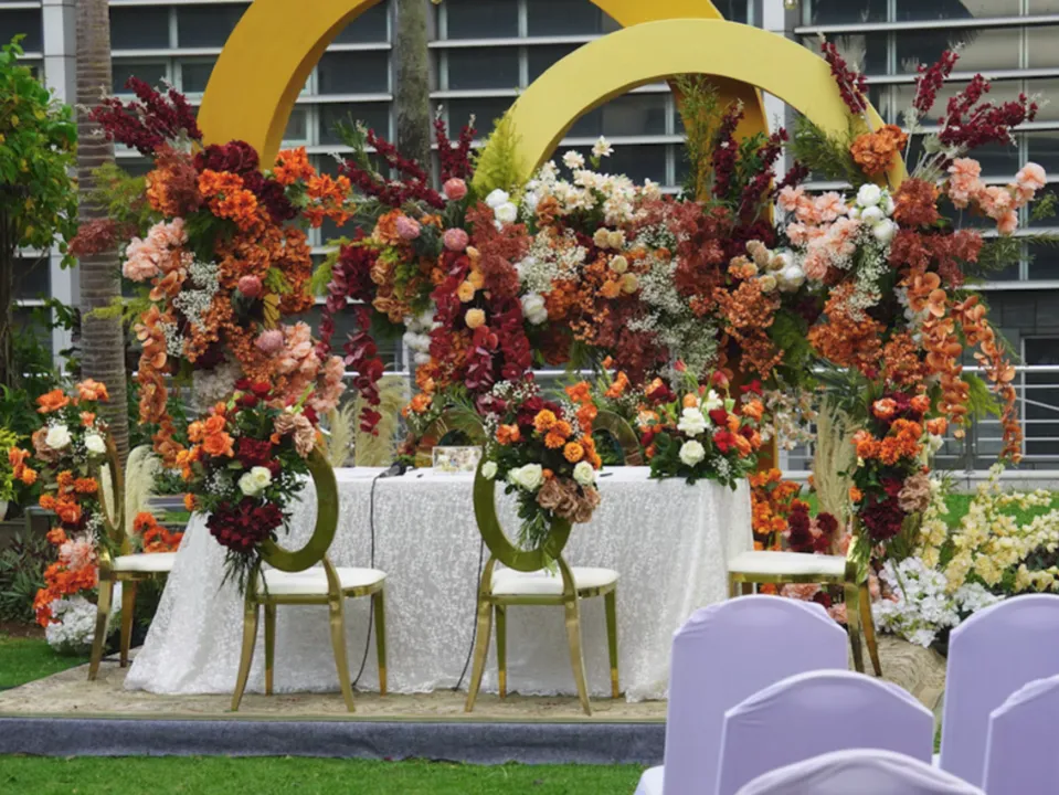 FLEUR VIP