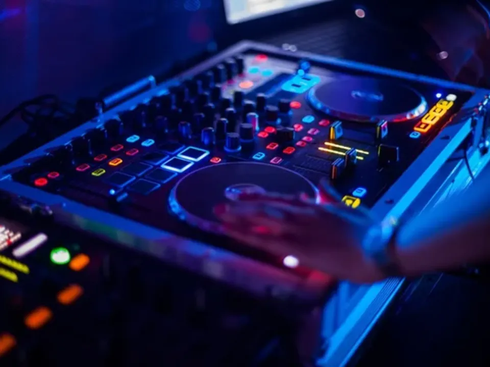 SONO PRO DJ
