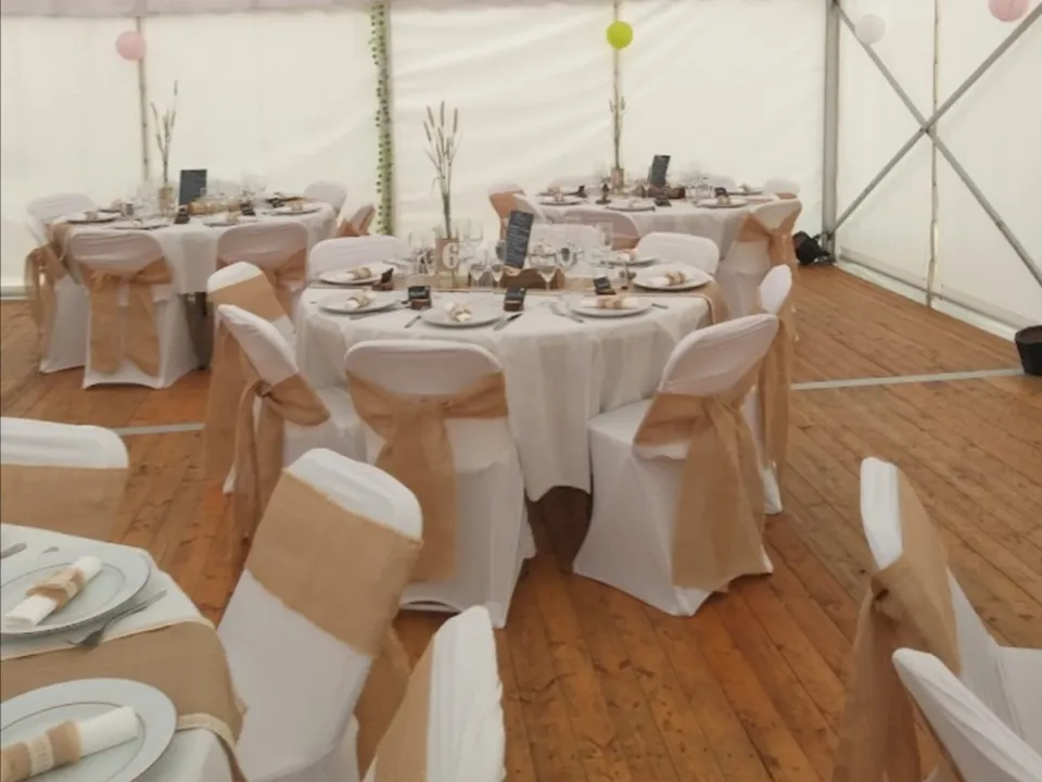 LA TABLE DE NICOLE