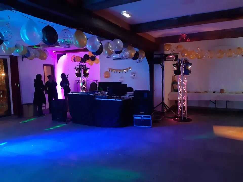FANTASIA EVENTS – DJ, PHOTOBOOTH & ANIMATION DANS LES PYRÉNÉES-ORIENTALES, L’AUDE ET L’HÉRAULT