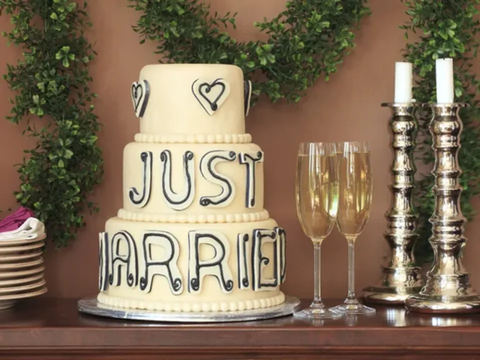 CREATIVE-CAKE BY HERIZO RALAMBO