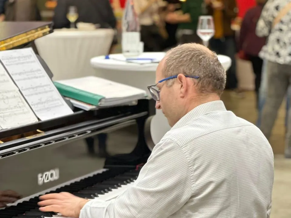 LAS NICO PIANO