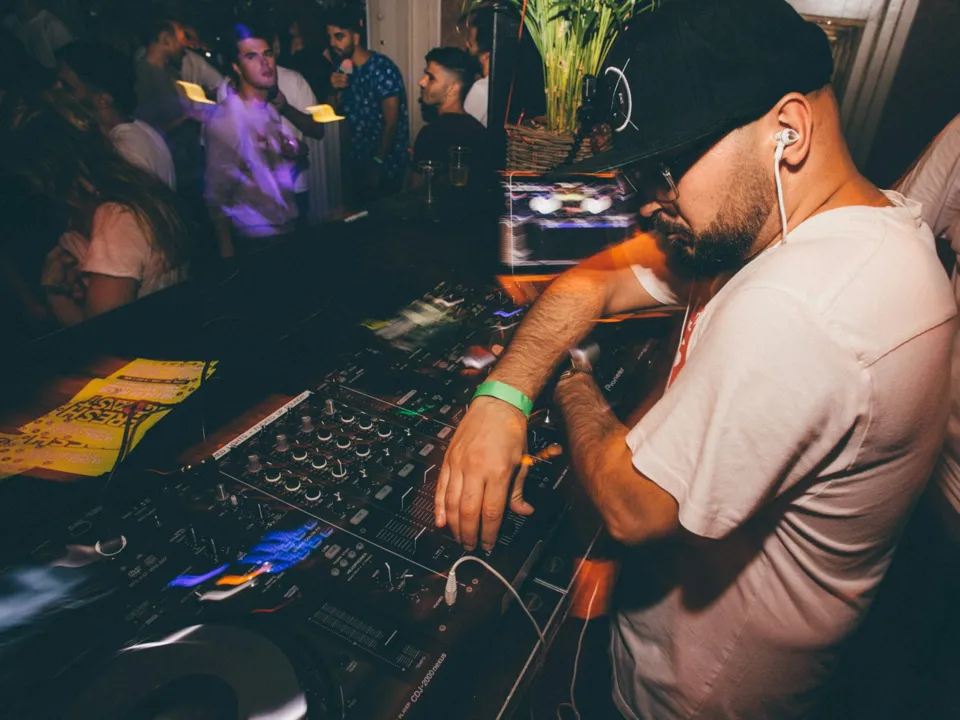 DJ SERGE