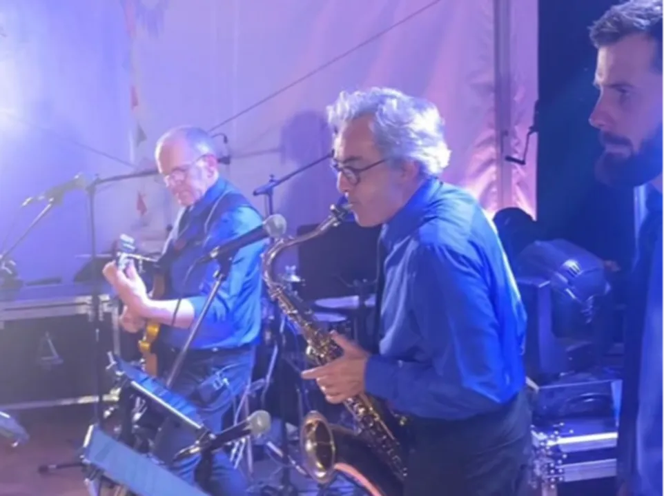 ORCHESTRE MÉLODIES D'UN SOIR 