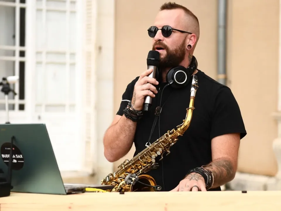Buddha Sax
