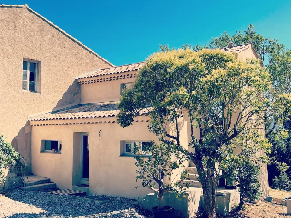Domaine La Ferme Hi Bride