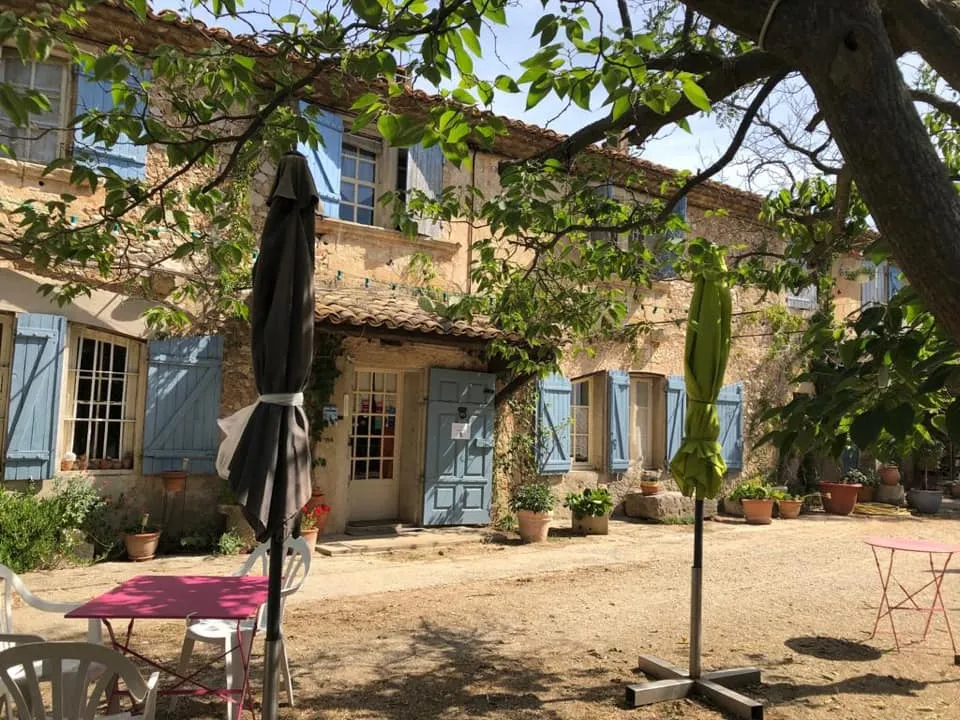 MAS DE GRATTE SEMELLE