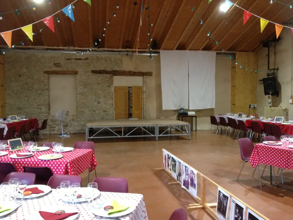 LE DOMAINE DE LA CACHARDE