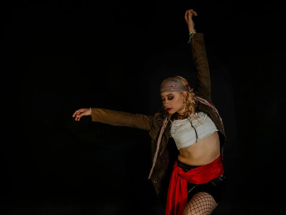 Come and dance