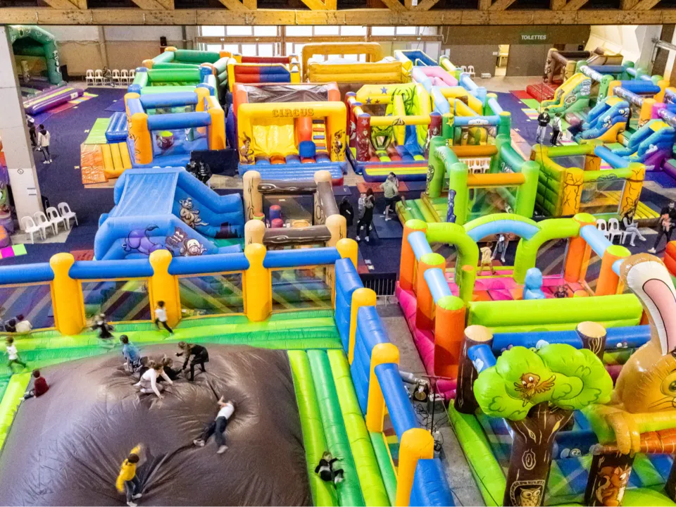 STEVANIMATIONS, LOCATION DE STRUCTURE GONFLABLE LOT ET GARONNE