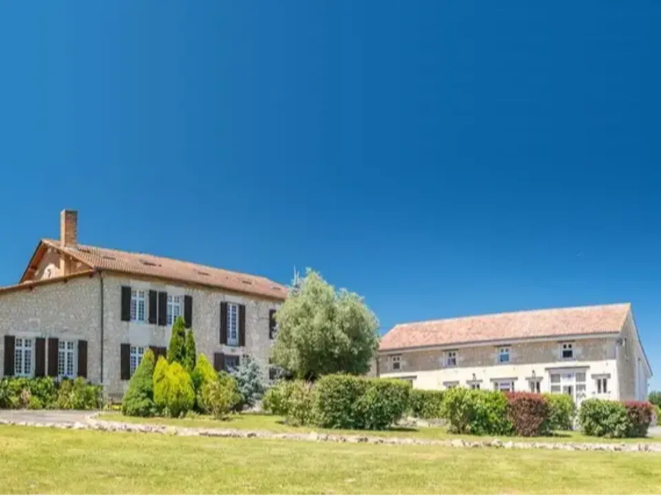 Le Logis des Quatre Puits