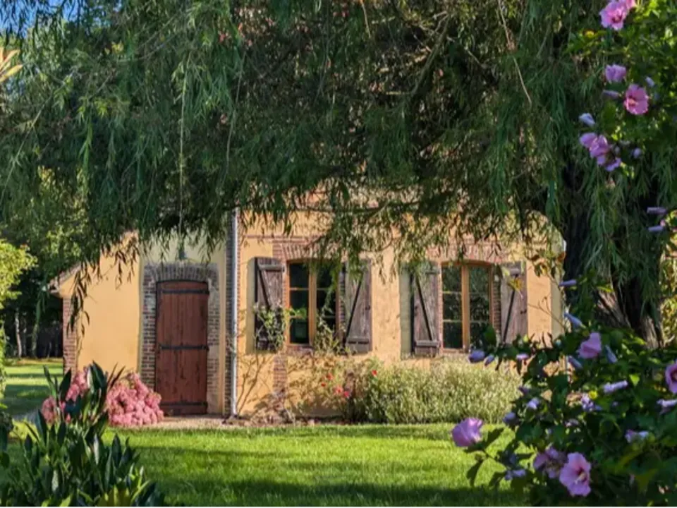 LE HAMEAU DE LA FAUSSE SAUGE