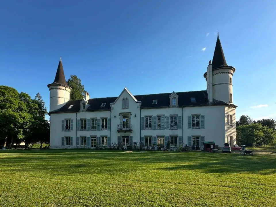 CHÂTEAU NAMAS