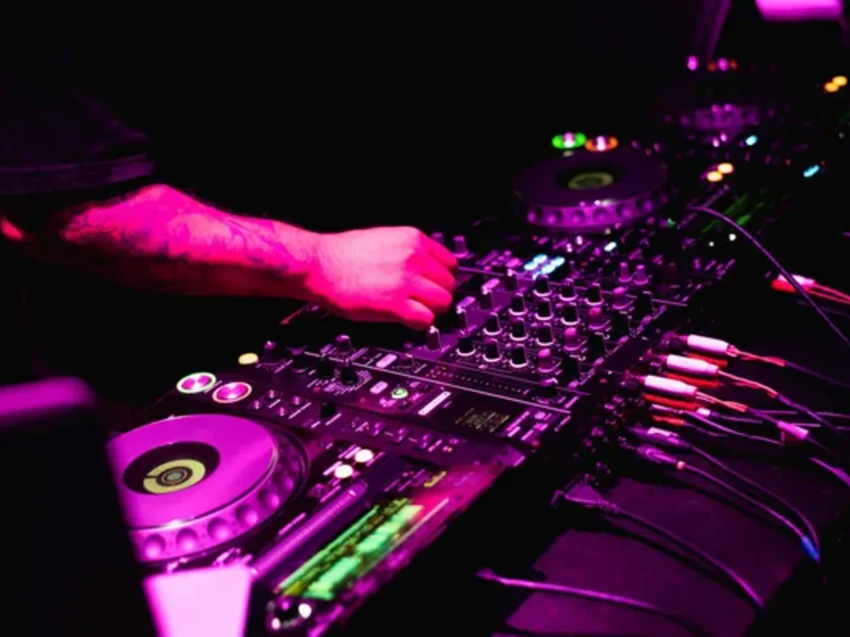 DJ GOPO