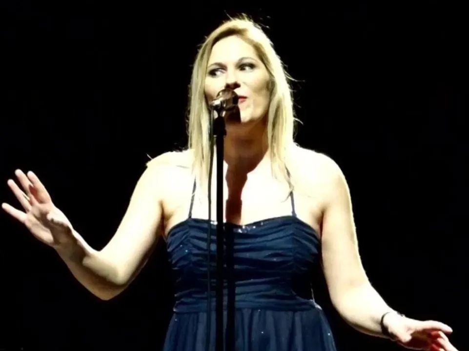 Estelle CANTA