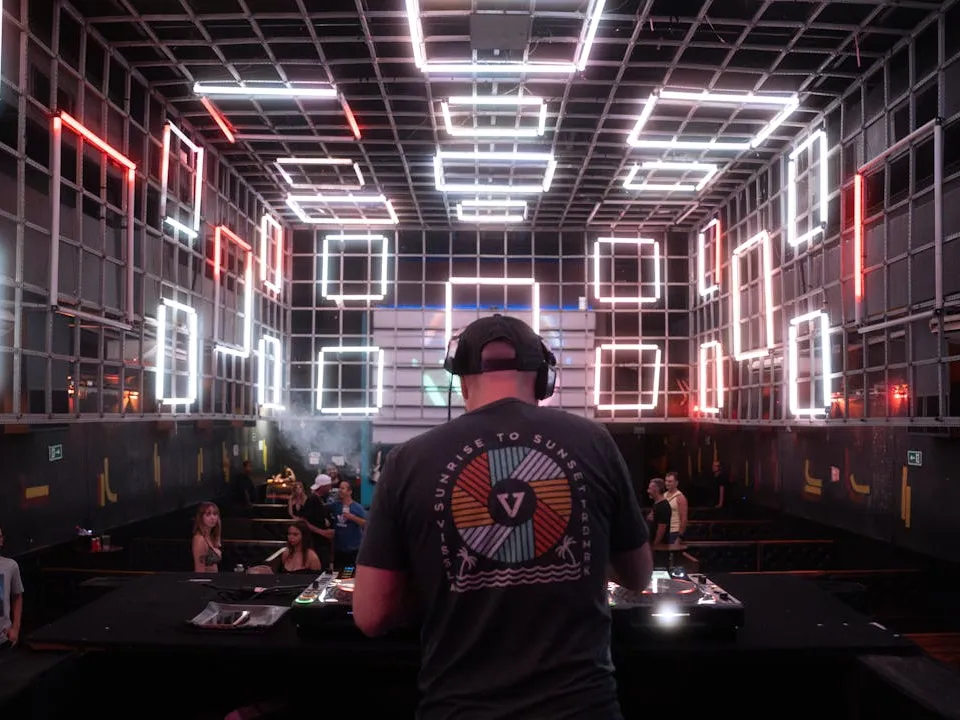 DJ FRED