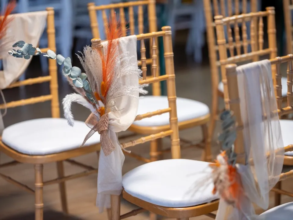 PAILLETTES ET COQUETTES 