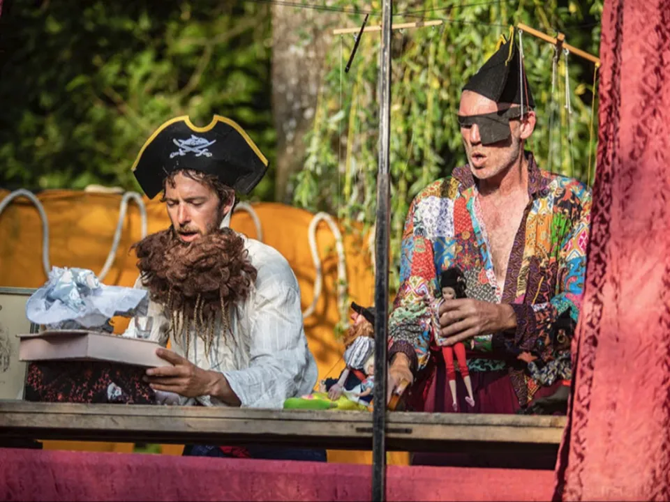 LA FAMILLE GUINGUETTE