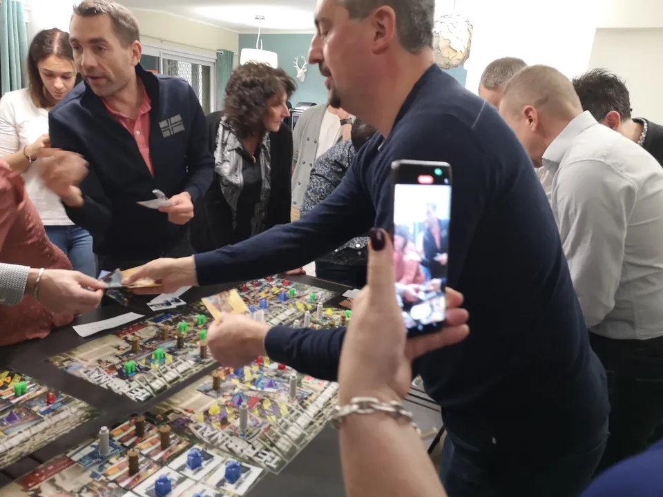 10TORSIONS ÉVÉNEMENTS INSOLITES