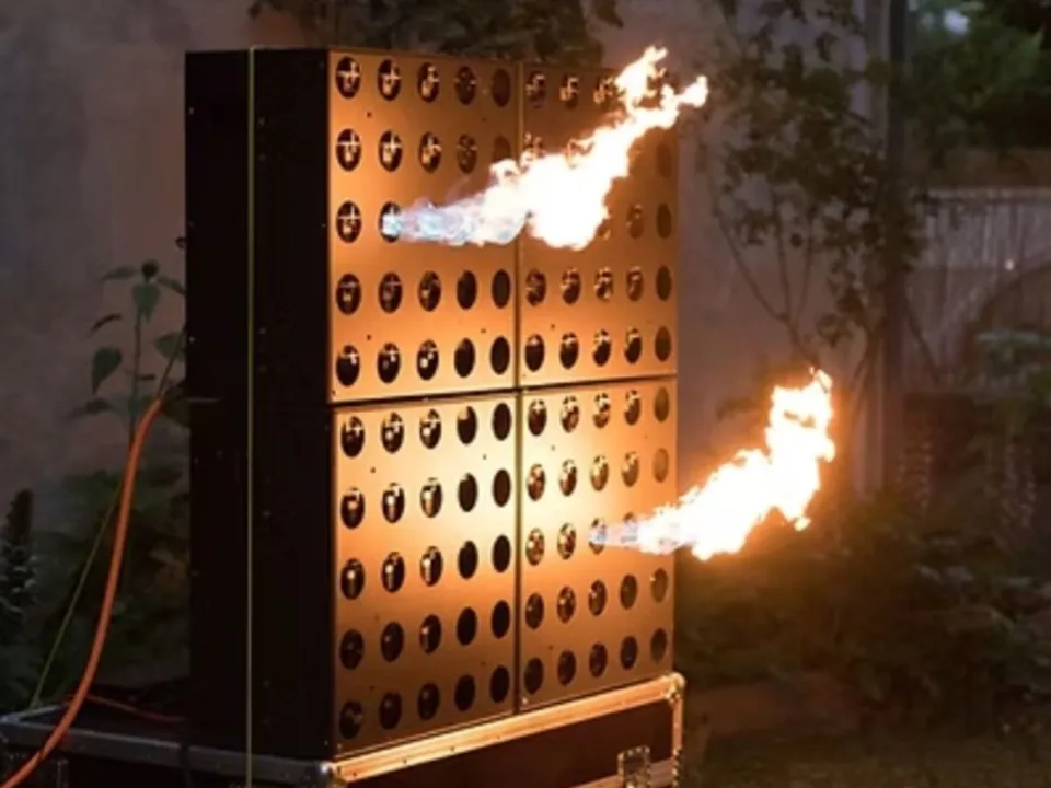 RÊVES DE FEU