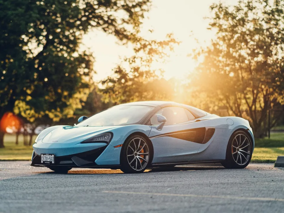 DREAM RENT LOCATION VOITURE DE LUXE A PARIS