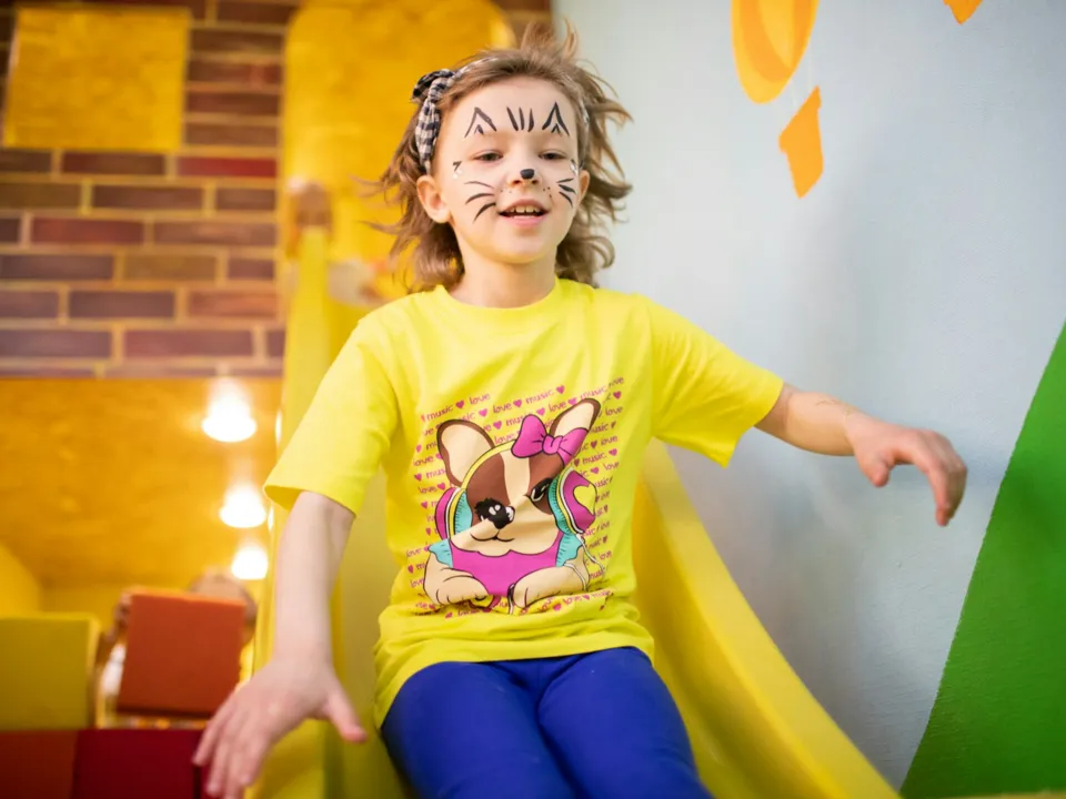 MAGICIENNE ANIMATION POUR ENFANTS