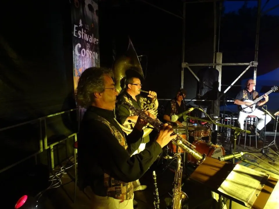 ORCHESTRE DE VARIÉTÉS COUP DE FOLIE