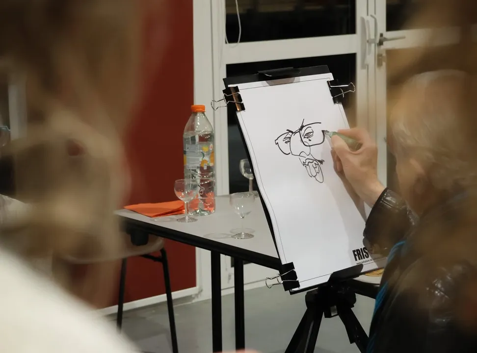 FRIS, CARICATURISTE DE PRESSE / BD - ANIMATEUR