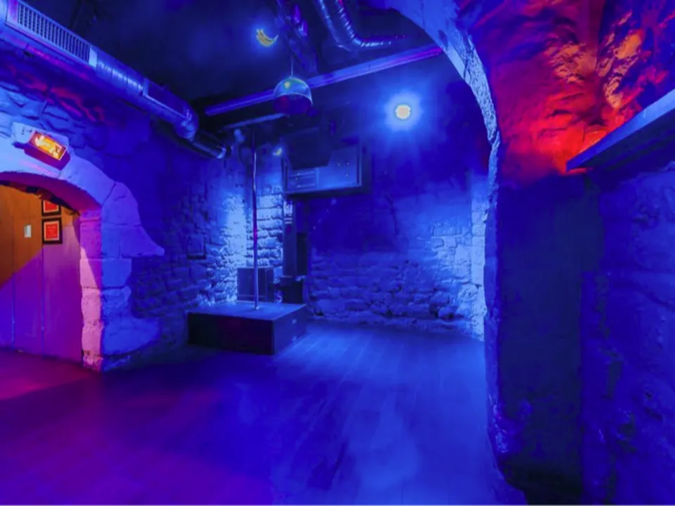 LA CAVE SAINT GERMAIN
